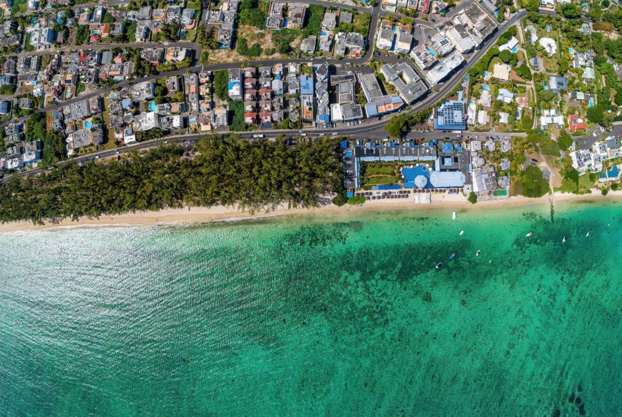 C-View Apartments Flic en Flac Экстерьер фото